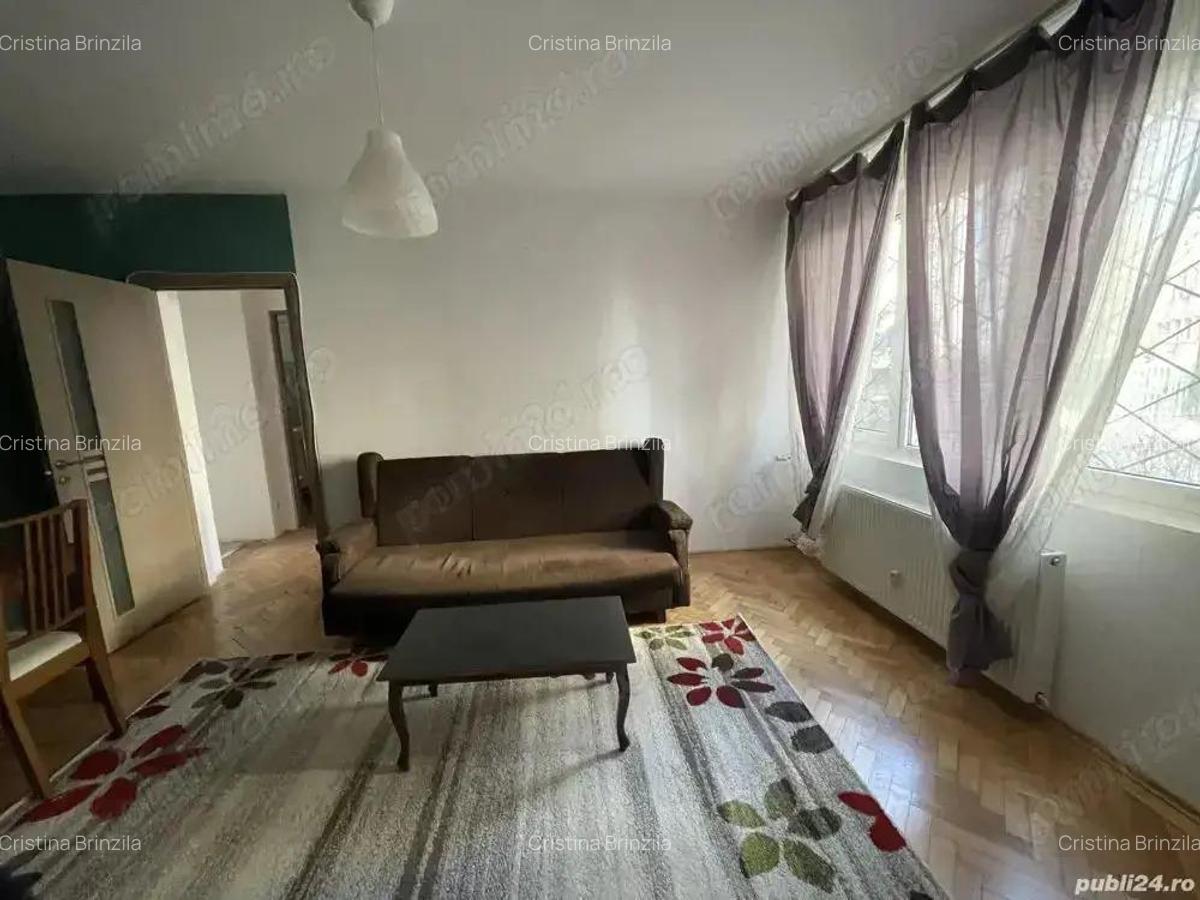 De Vanzare Apartament 2 camere Domenii sect 1 - 3