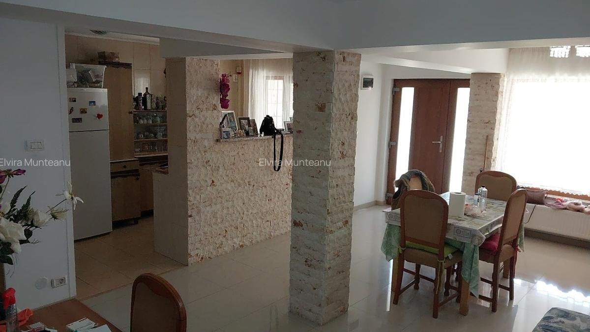 Casa de vinzare cu teren edificabil - 8