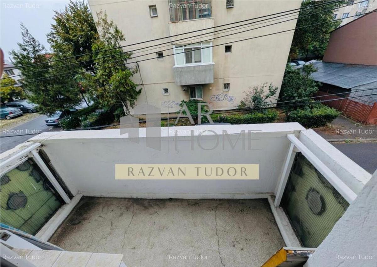 Apartament 4 camere 80mp , P-ta Mihai Viteazul , zona centra - 3