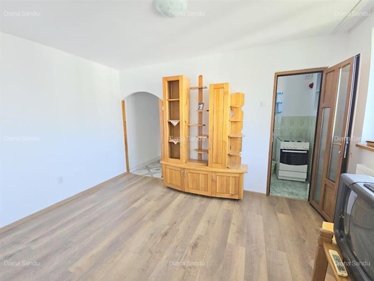 Apartament 2 camere, semimobilat,zona Tic Tac - 9