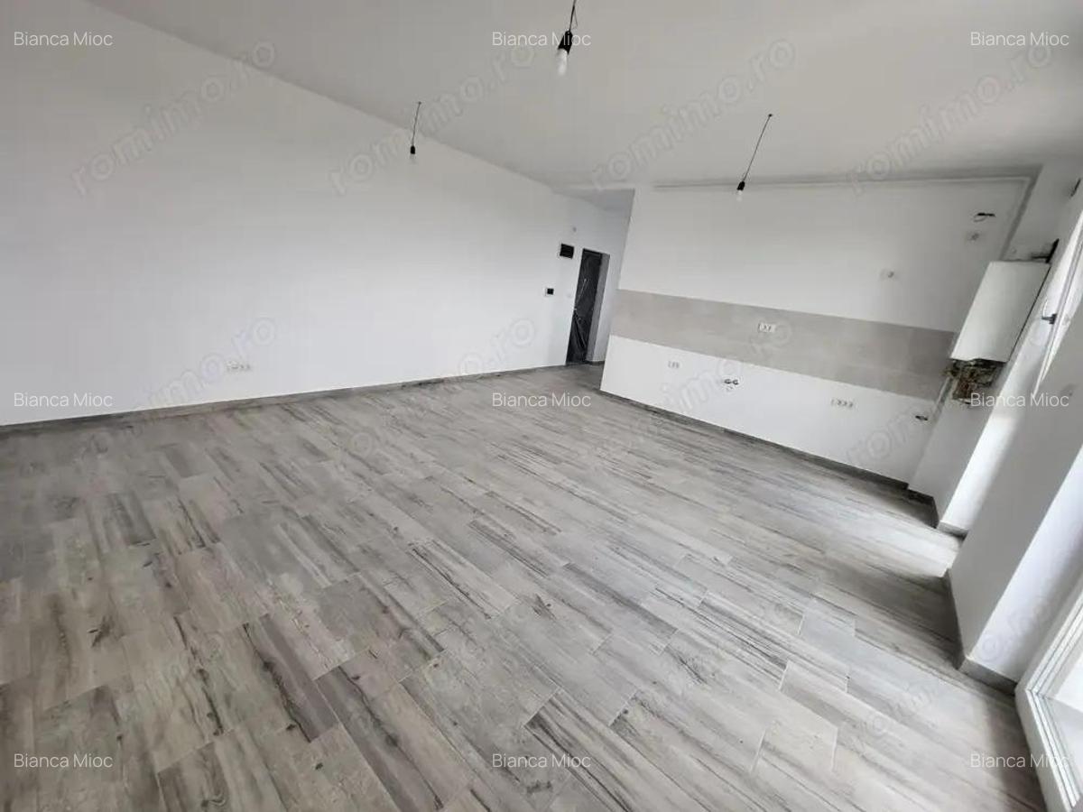 Penthouse. Terasa - 50 mp. Parcare. Zona Braytim. - 2