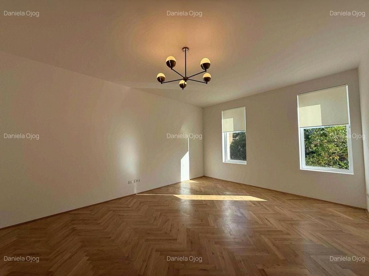 Vilă elegant renovata pentru business de prestigiu - 5