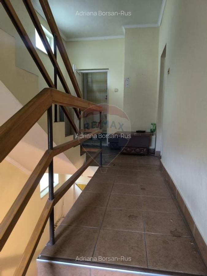 Casa / Vila in zona Dambul Rotund - 24