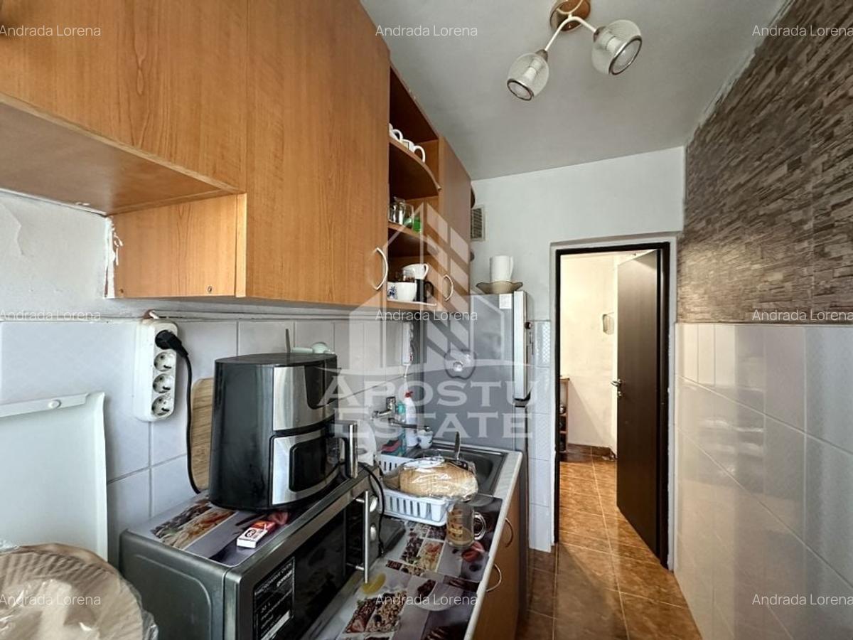 Apartament cu e camere, etaj intermediar, Circumvalatiunii - 4