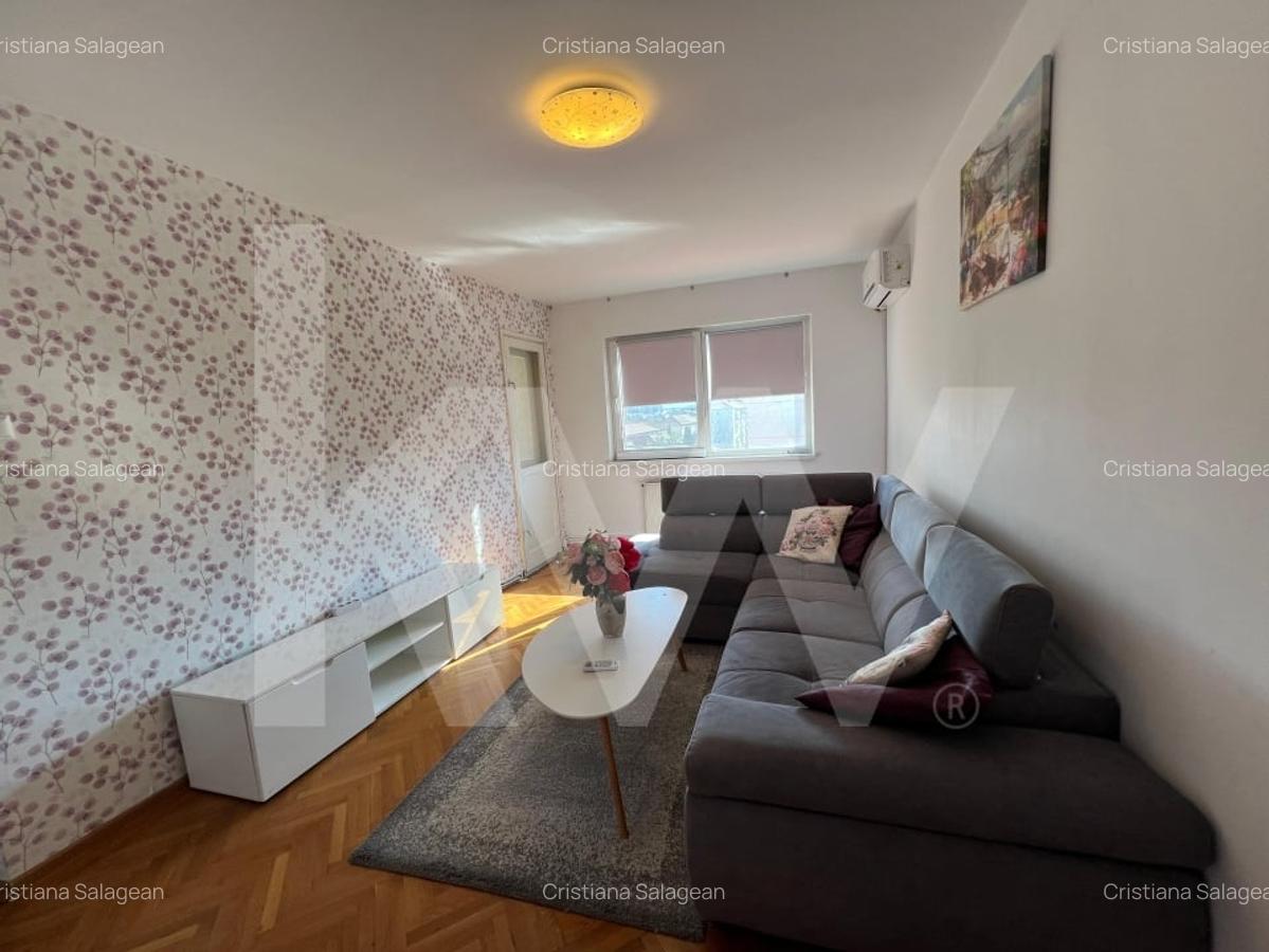 Apartament de inchiriat cu 3 camere - zona Vasile Aron - 2