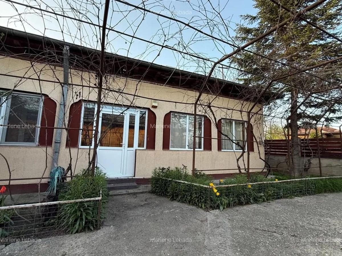 Casă cu 4 camere și teren de 928 mp - Vărăști, Giurgiu - 1