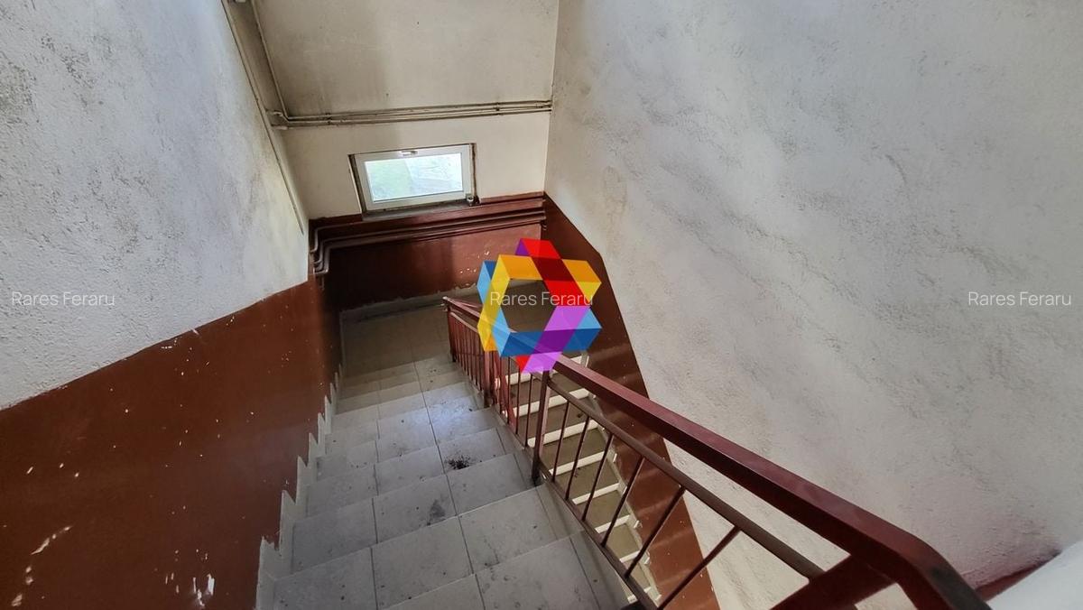 Spatiu la etaj 1 - 470 mp - 5