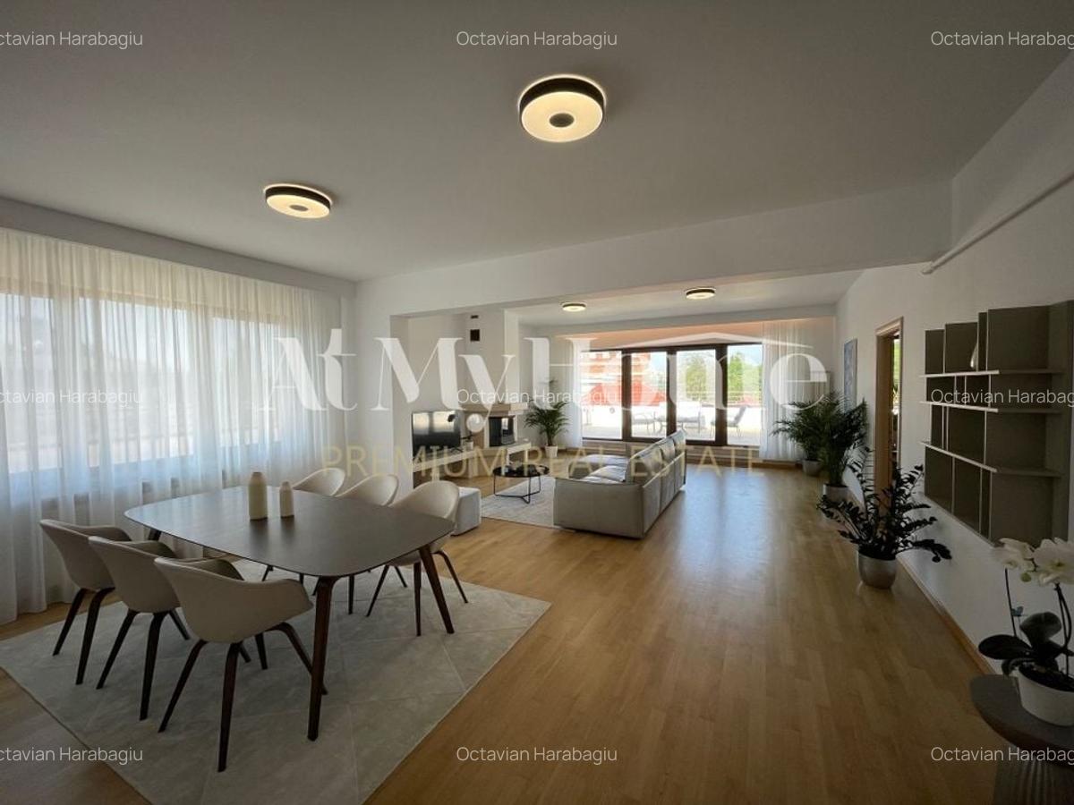 Penthouse superb, spatios cu 5 camere, mobilat partial, 3 parcari, terasa 157mp - 1