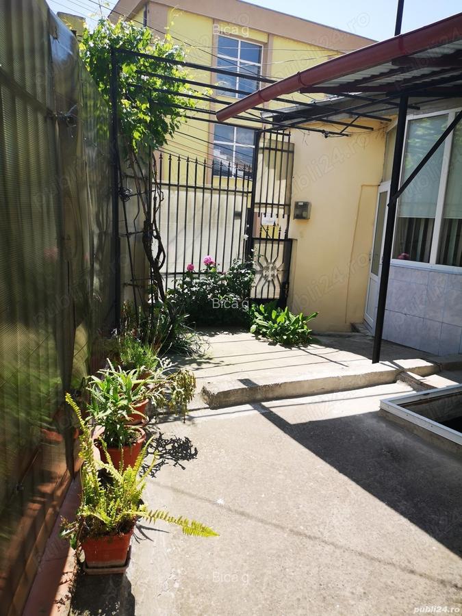 Vand casa oras Tulcea, zona ultracentrala - 4