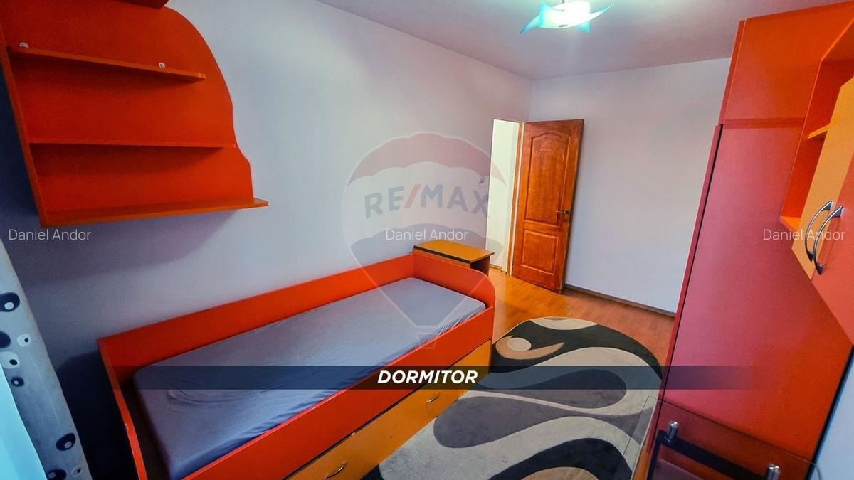 Apartament decomandat cu 2 camere de vanzare str. Cuza Voda - 8
