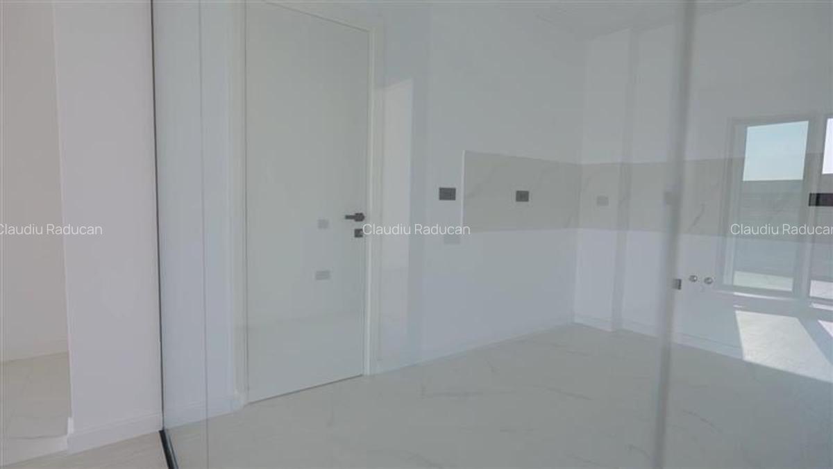 Apartament cu 4 camere decomandat în Theodor Pallady - 3