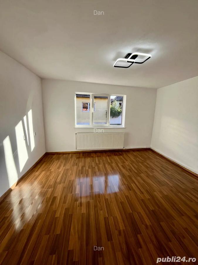 Casa renovata de vanzare in Zarnesti, jud. Brasov - liniste, natura. - 7