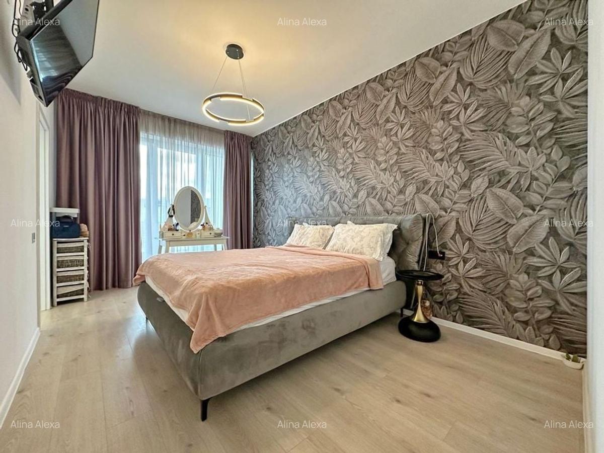 Apartament cu 3 camere decomandat, mobilat în Tractorul - 17