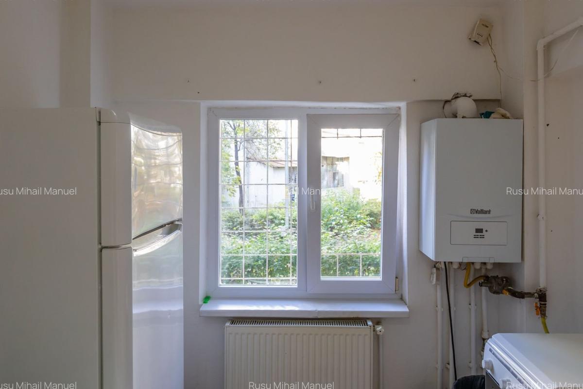 Apartament 3 camere decomandat, Mioritei - 10