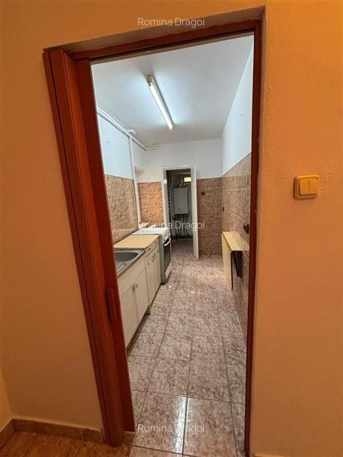 Garsonieră decomandată în Răcădău - 4