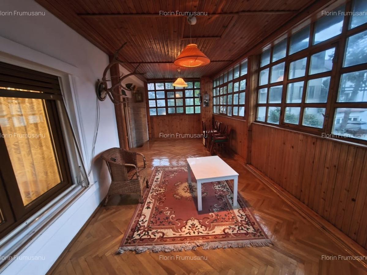 De inchiriat: casa spatioasa cu terasa si garaj – Domenii - 14