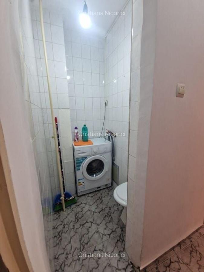 Apartament cu 3 camere decomandat, mobilat în Sebastian - 3