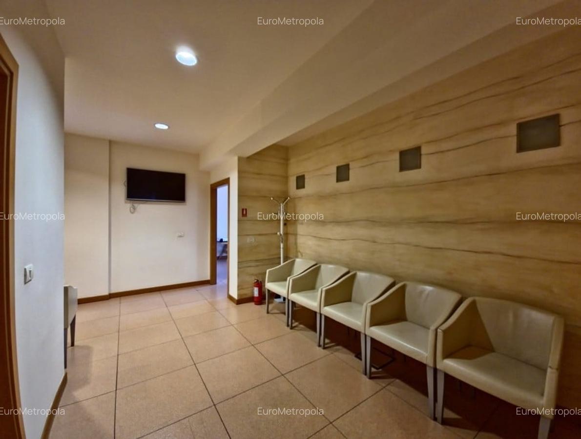 Apartament cu 6 camere decomandat în Herăstrău - 12
