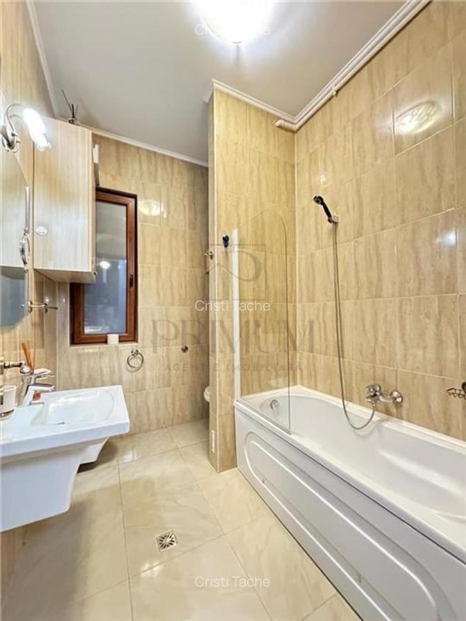 MEDICINA - ETAJ 2 - GARAJ+BOXA CF - 3 CAMERE - 2 BAI - CENTRALA PROPRIE - CLIMA - 7