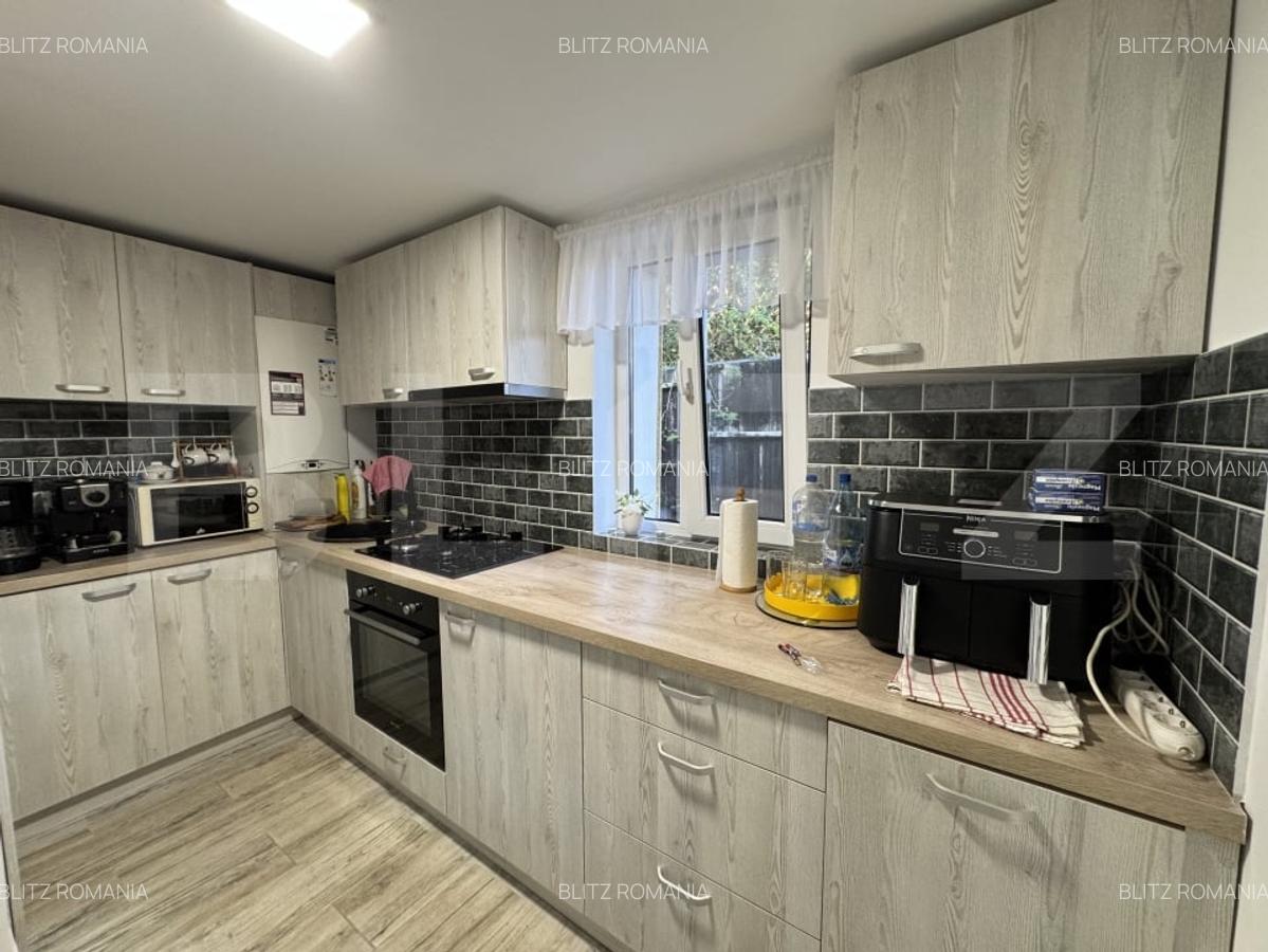 Casa superba cu 6 camere, 200 mp, in Rapas - 17