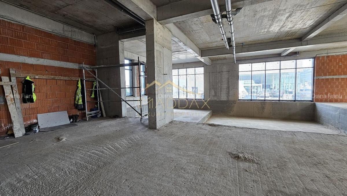 Spatiu comercial cu piscina acoperita***512mp utili//Pipera - 9