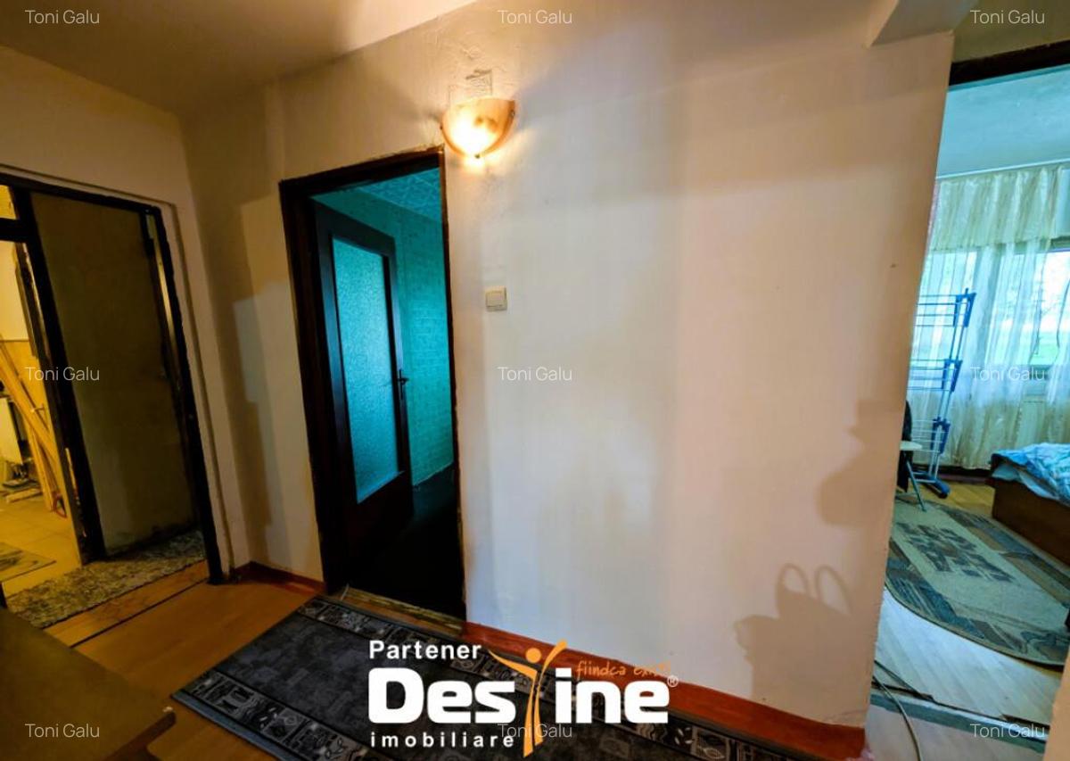 4 camere decomandat 81 mp 2 bai cu geam Parter centrala te - 5