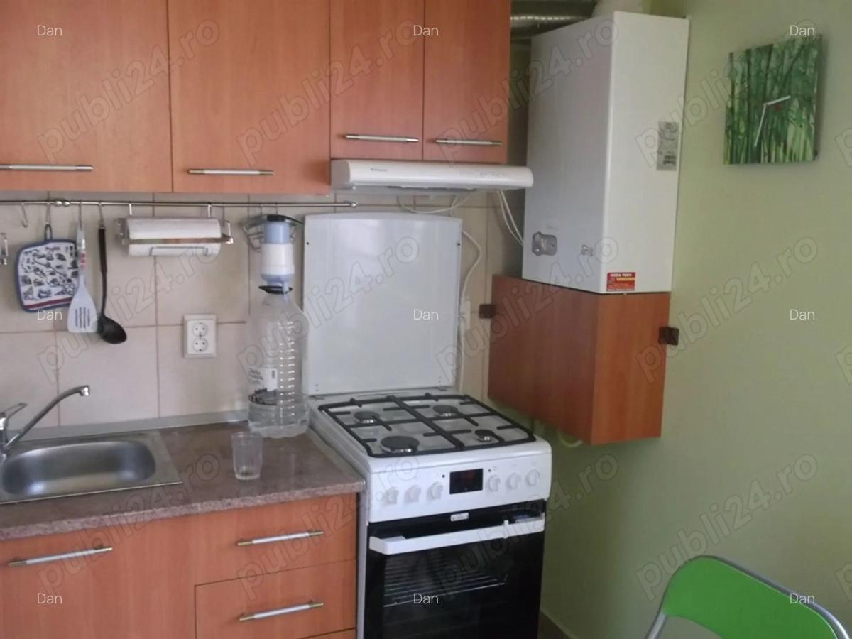 Apartament la metrou Piata Gorjului - 1