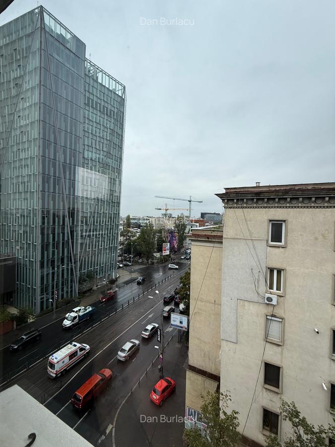 Apartament cu 4 camere in zona Victoriei-Iancu de Hunedoara - 10