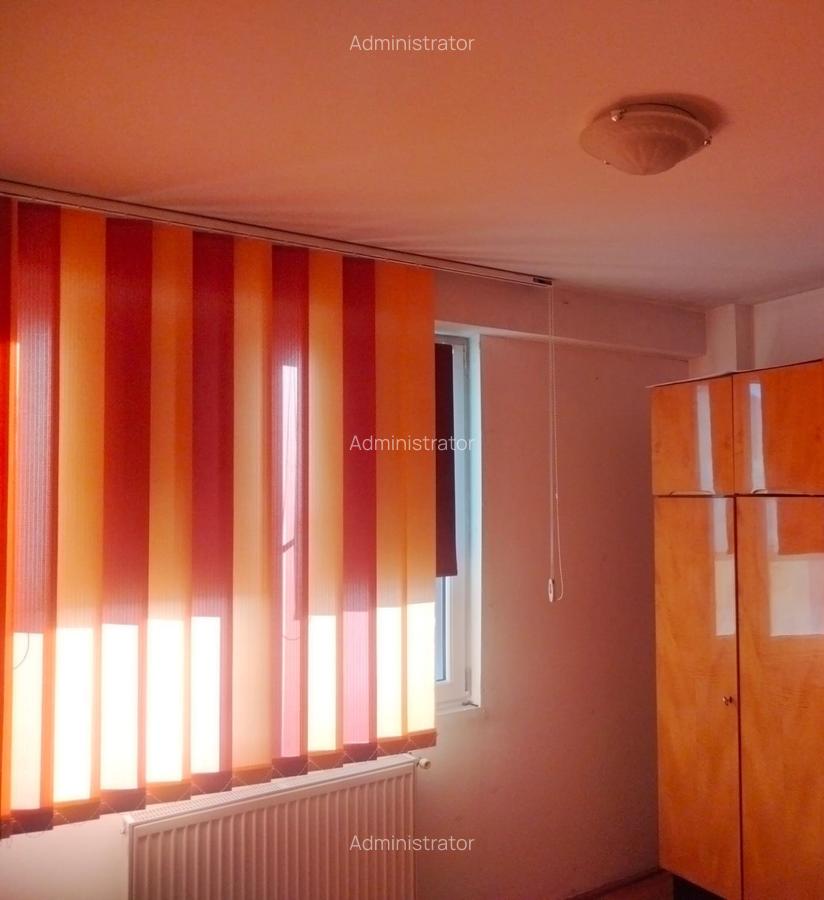 Apartament cu 3 camere circular în Vlahuță - 9