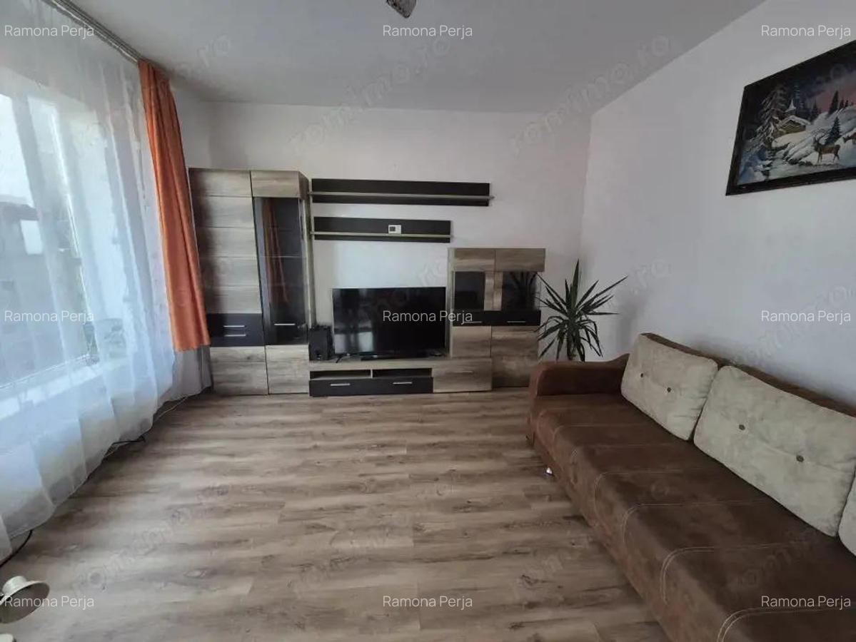 Apartament 3 camere situat la parterul unei vile - 2