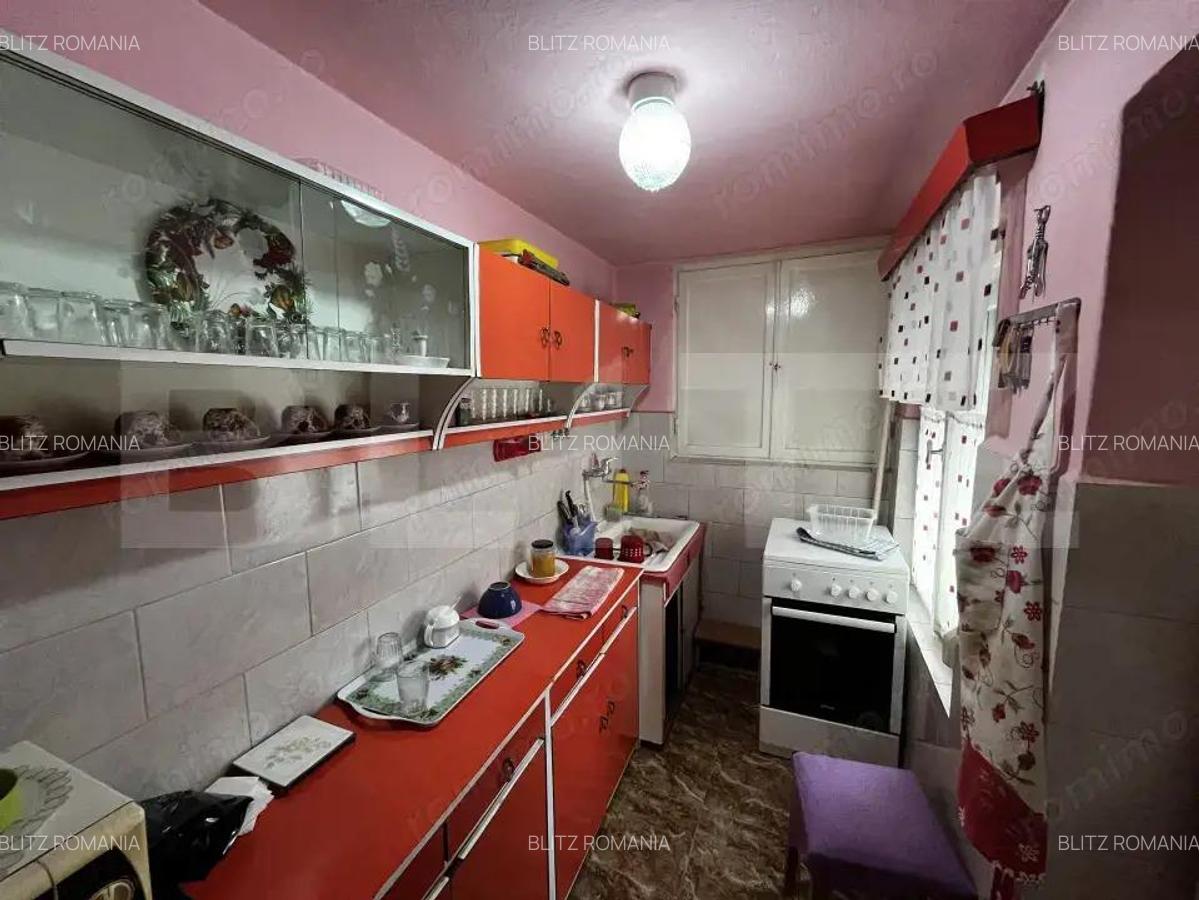 Casa de vanzare, Str Vanatorilor - 4