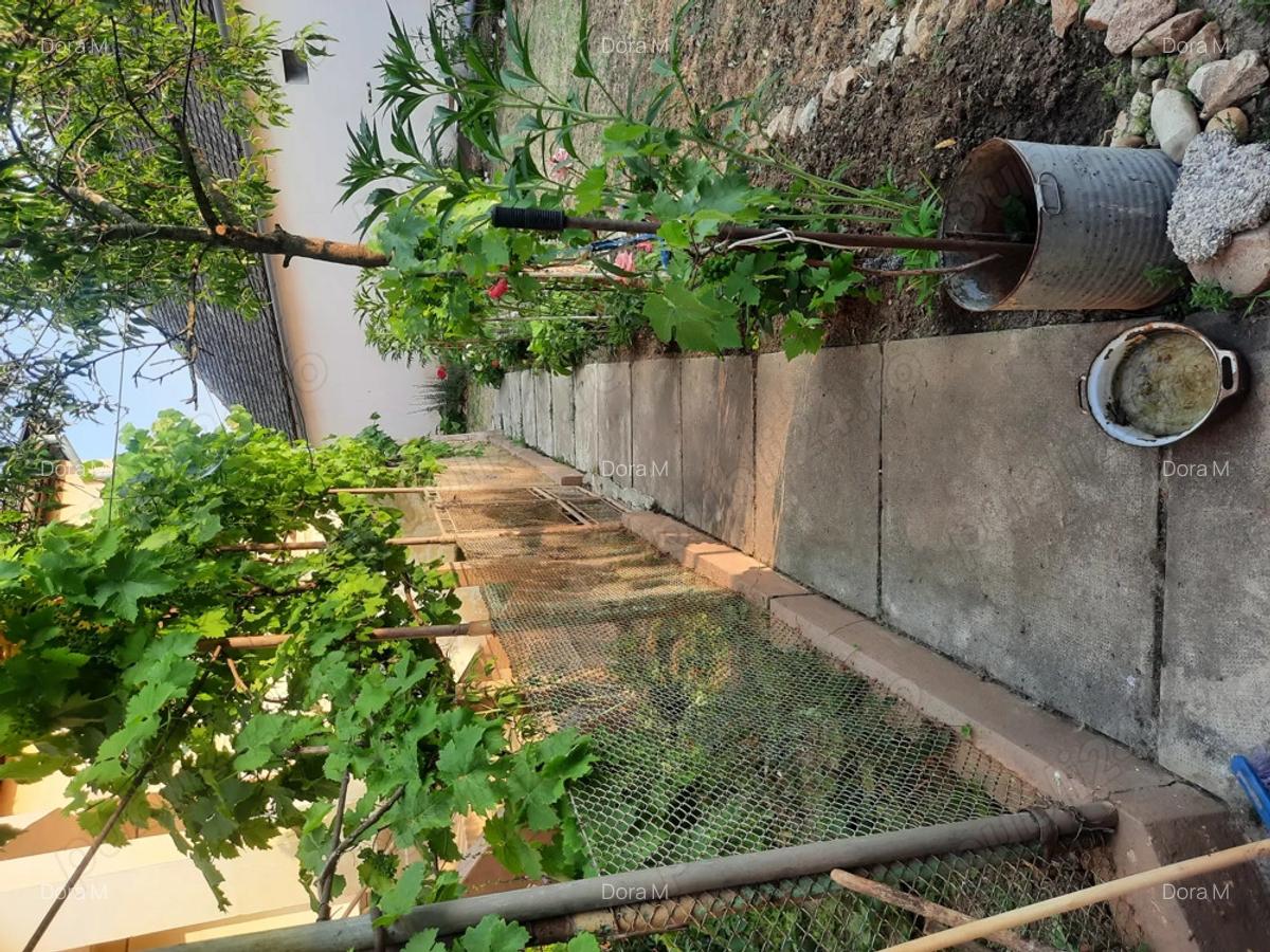 Casa de vanzare - 10 Casa de vanzare - 10