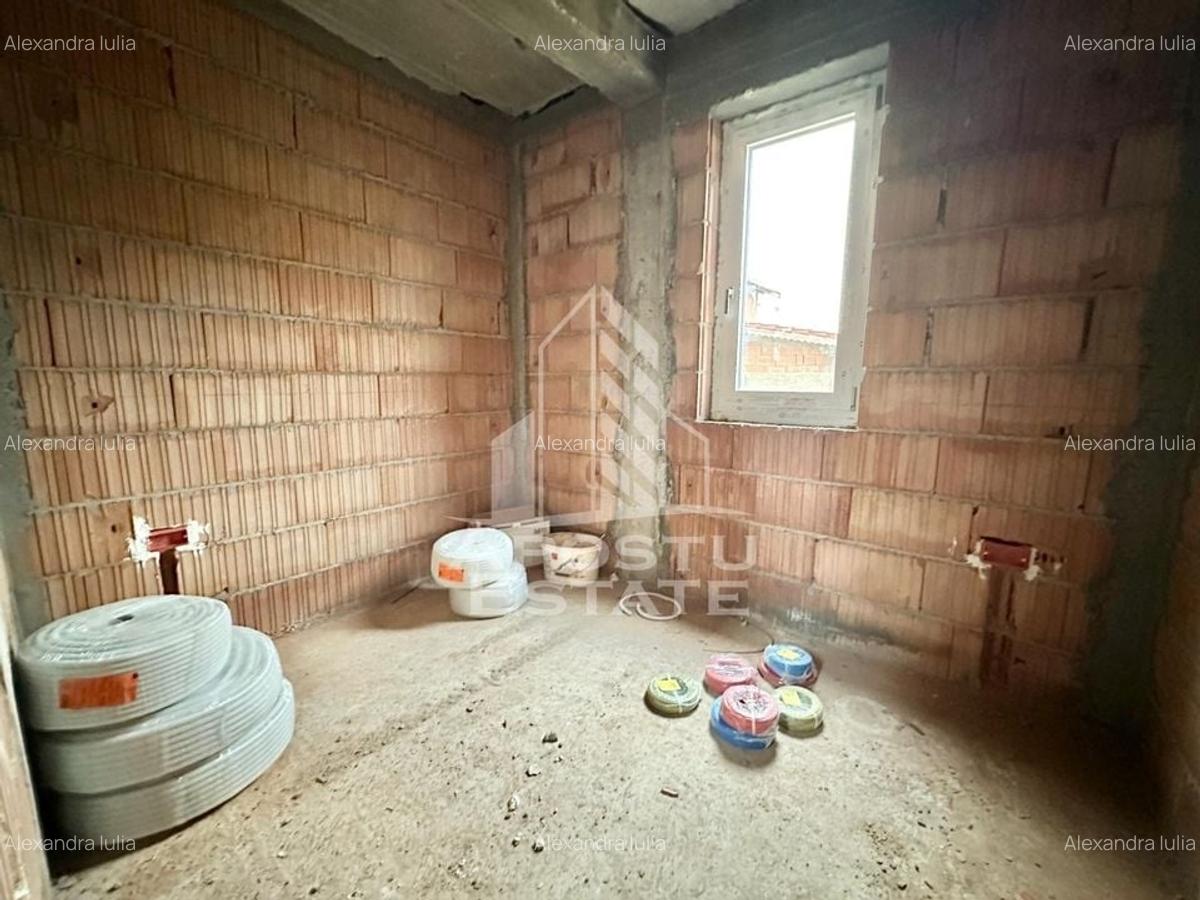 Duplex despartit prin baie si hol cu 3 dormitoare si dressing in Giroc - 5