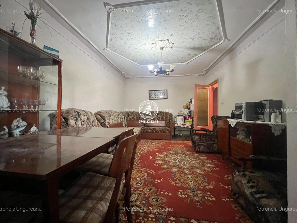 Apartament spatios de 4 camere – ideal pentru o familie care cauta confort si po - 8