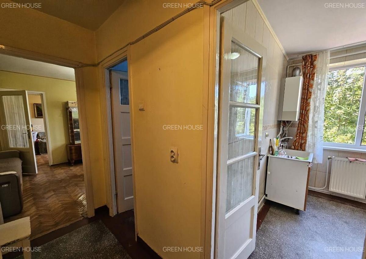 Apartament 2 camere ,etaj 1,zona Posta Veche-Clinica MedLife - 8