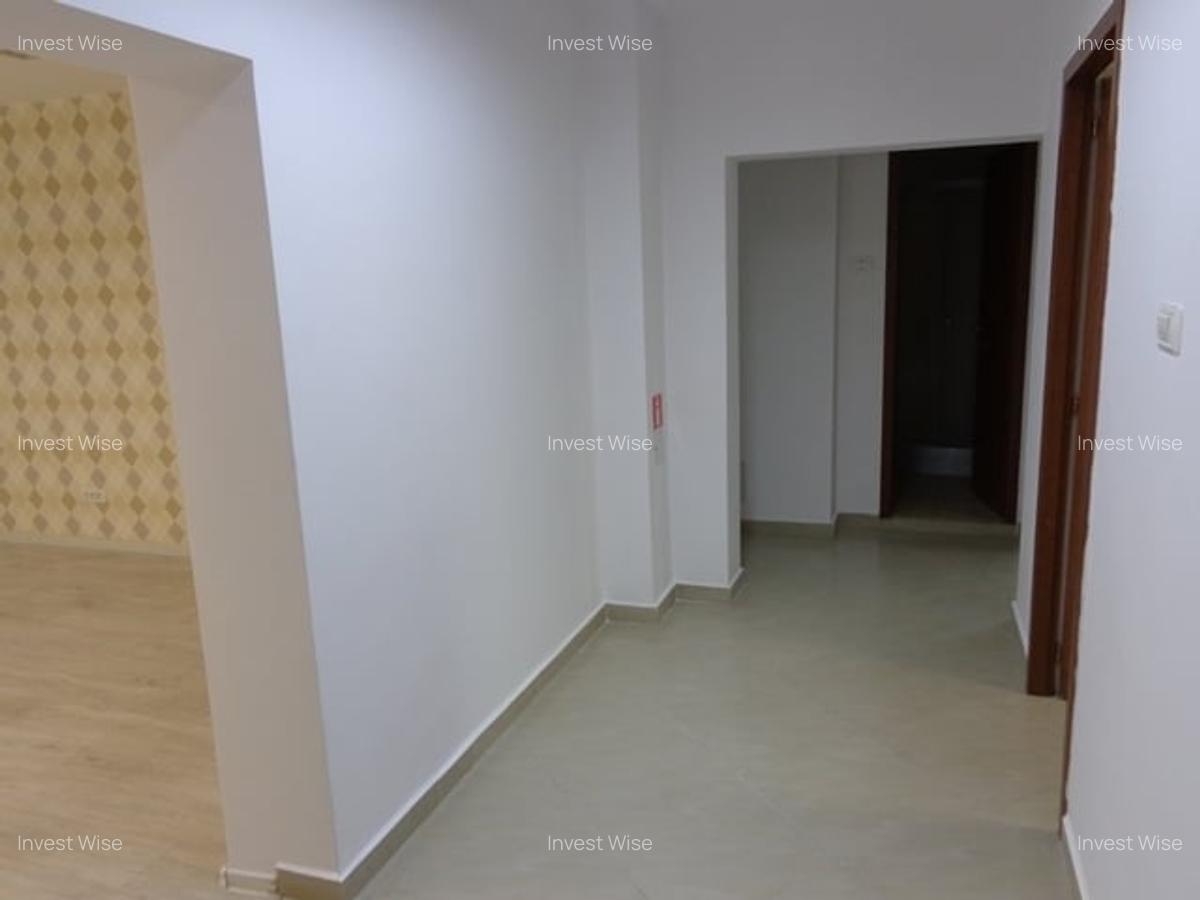 Apartament cu 3 camere decomandat în P-ța Unirii - 4