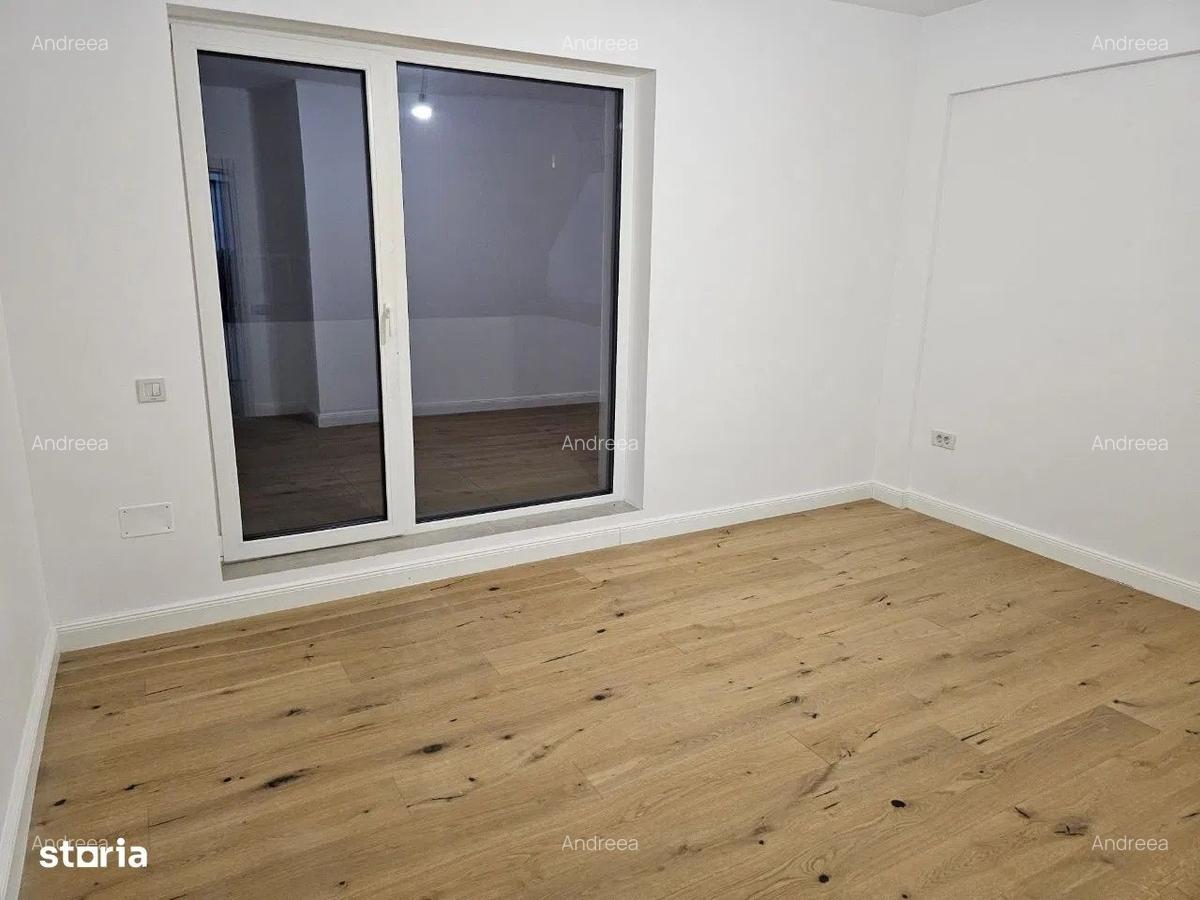 Apartament cu 3 camere decomandat în Tractorul - 6
