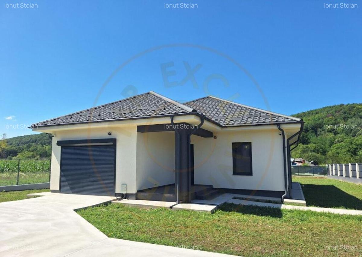 Casa de vanzare in Draganu-Arge?, priveli?te de povest - 8