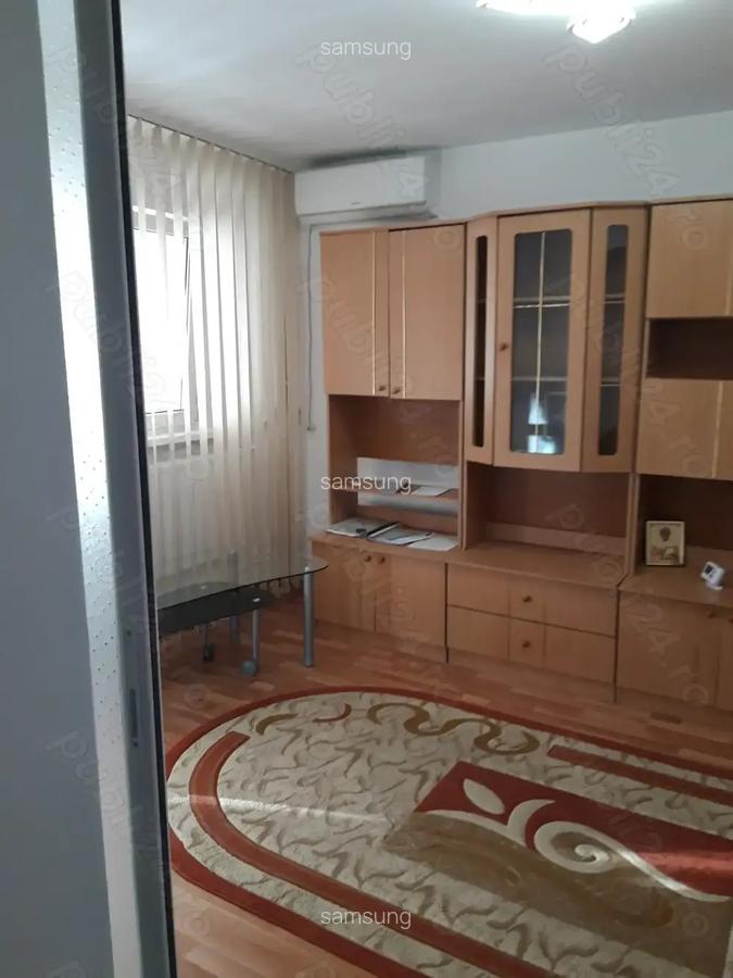 Proprietar Inchiriez 1 camera General - 2