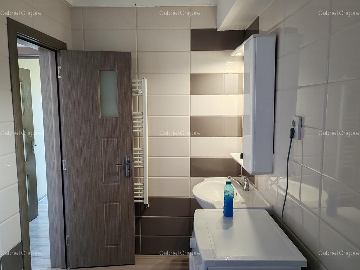 Apartament 4 camere in bloc vila zona Central - 12