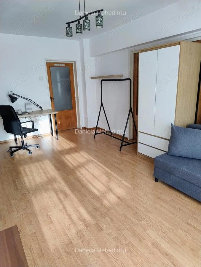 Inchiriere duplex 4camere in zona Splaiul Unirii - 3