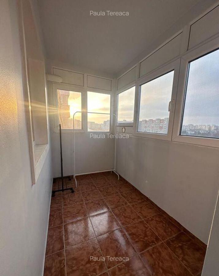 Apartament 3 camere de vanzare - Metrou Nicolae Grigoresc... - 1