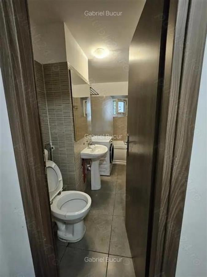 Garsonieră decomandată în Apărătorii Patriei - 3