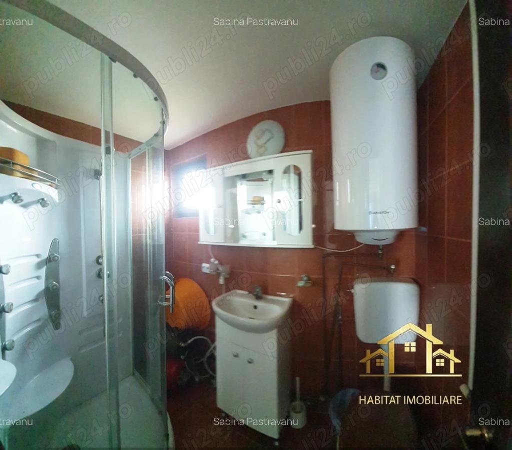 Se vinde casa si teren 3800 mp in Poiana Stampei . - 7