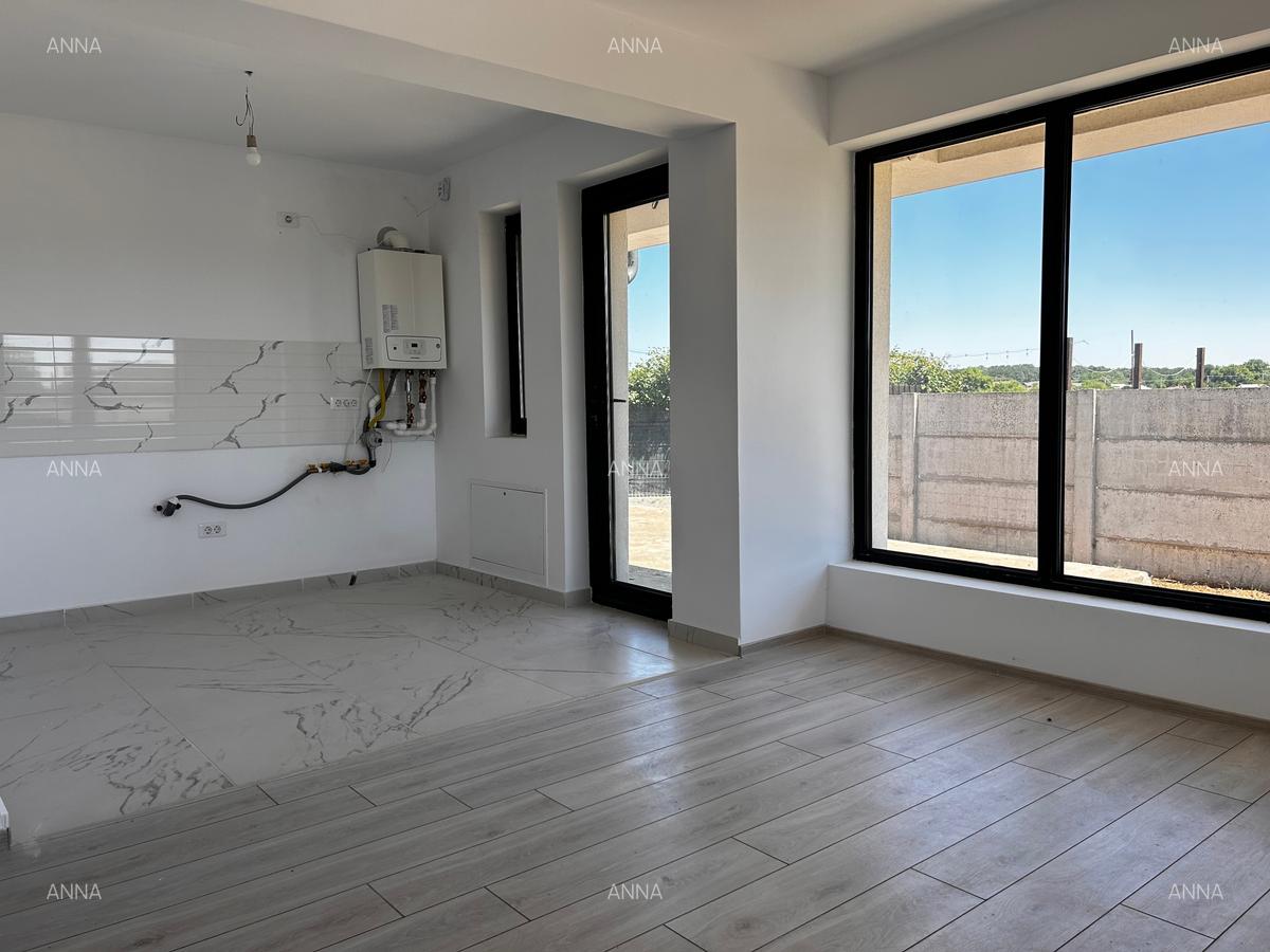 PERIS - strada Apusului . Duplex 169000 Euro - 5
