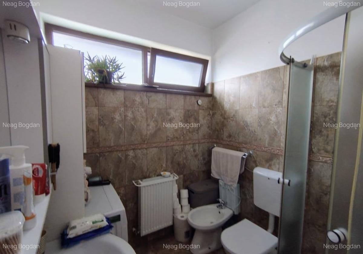 Casa individuala, 4 camere, 120 mp + 300 mp teren, zona Calea Baciului - 4