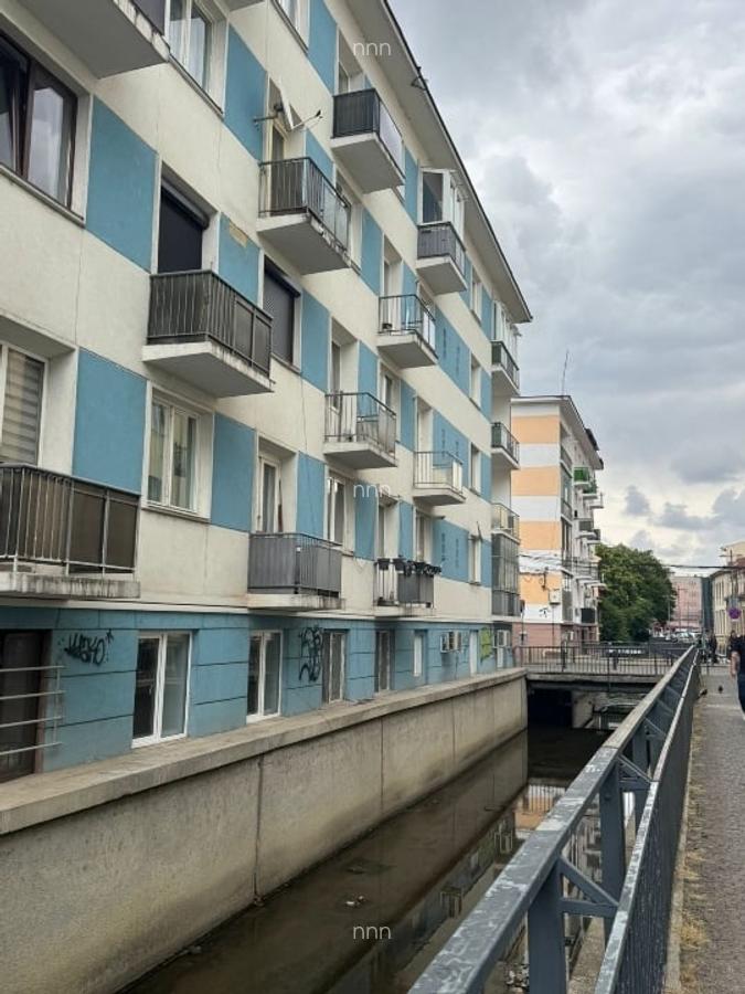 Apartament ultracentral, 2 camere decomandate, prima închiriere - 4