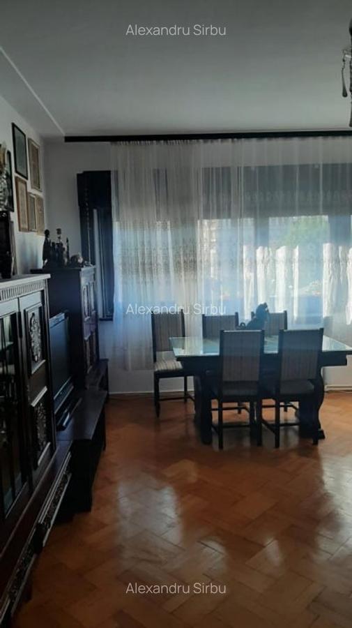 Universitate-Hristo Botev - 9