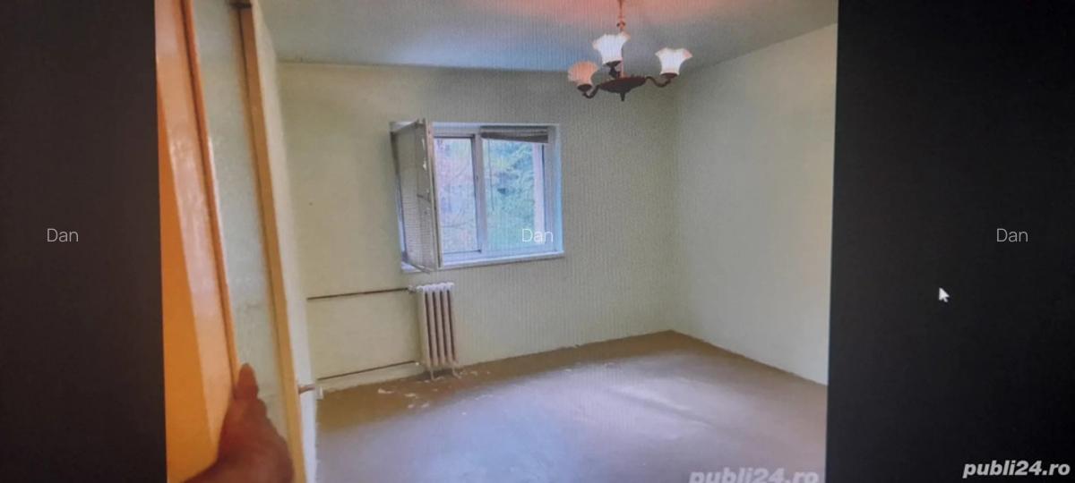 OCAZIE!!! 3 camere DECOMANDAT 70 mp utili etaj 2 C.Aradului biserica cu 2 bai vedere 2 parti - 3