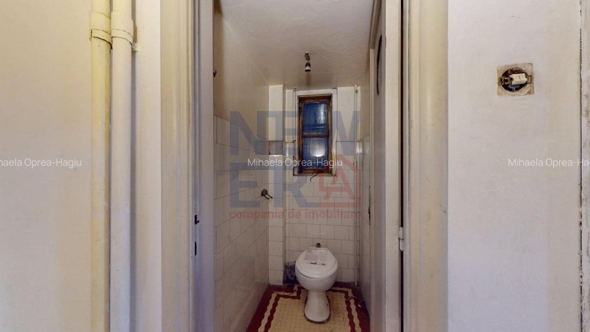 De Vanzare-Ap. Spatios si Luminos in Vila Interbelica- Bld Mircea Voda - 15 De Vanzare-Ap. Spatios si Luminos in Vila Interbelica- Bld Mircea Voda - 15